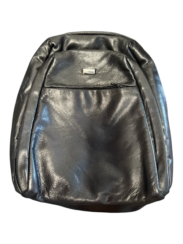 Perlina Black Leather Backpack Silver Hardware Inside & Out Pockets Feet Bag