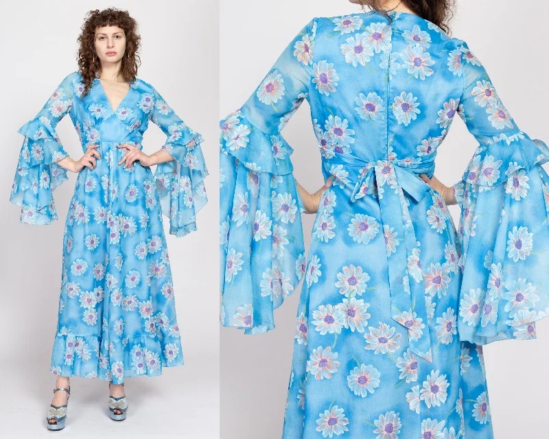 Medium 70s Boho Blue Daisy Floral Angel Sleeve Maxi Dress